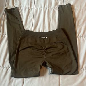 Aurola scrunch butt leggings